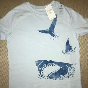 BRAND NEW TODDLER GAP T-SHIRT